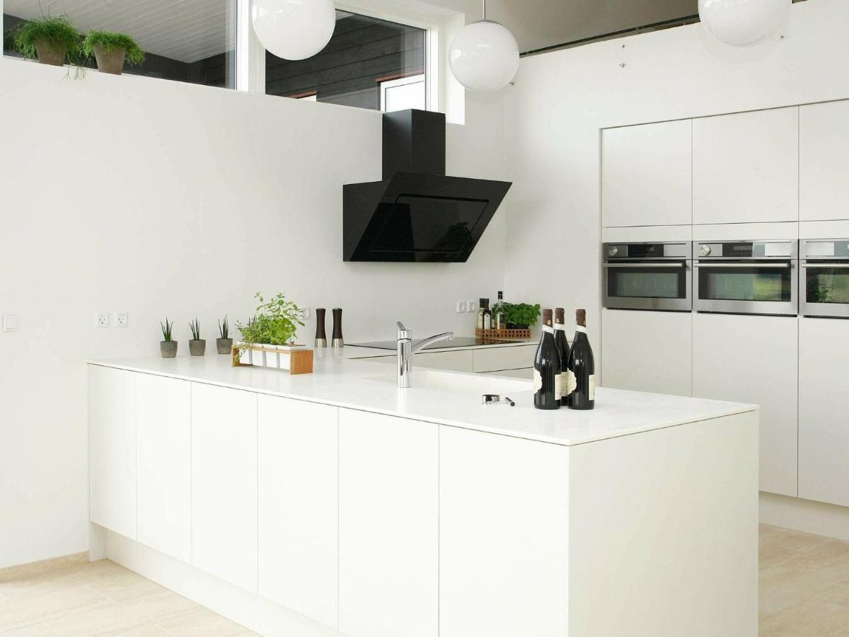 Five-Bedroom Holiday Home In Lokken 3 Exterior foto